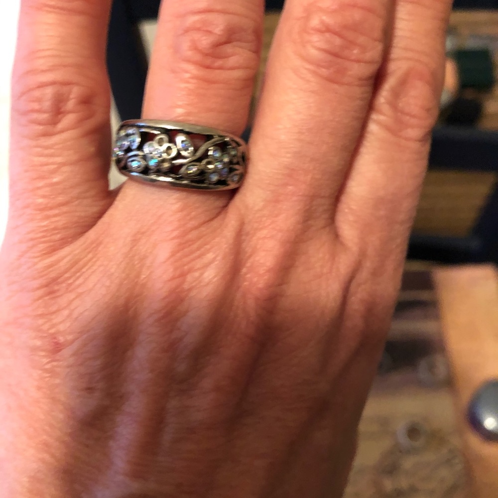 LIA SOPHIA RING - Picture 3 of 4